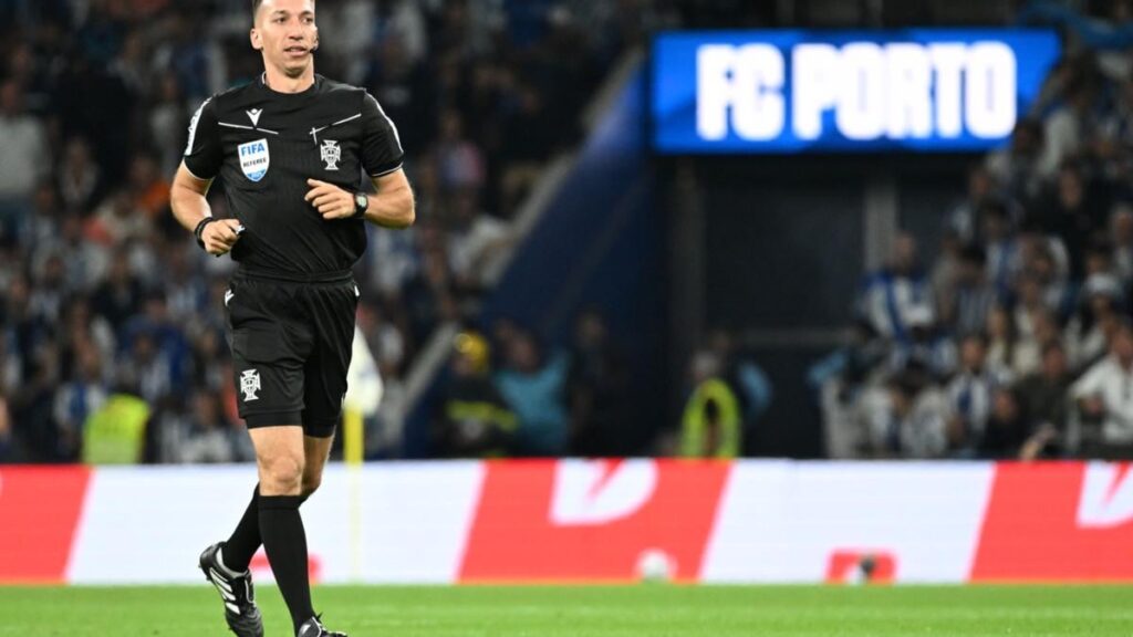 Arbitragem do FC Porto-Benfica com nota: "Muito satisfatório"