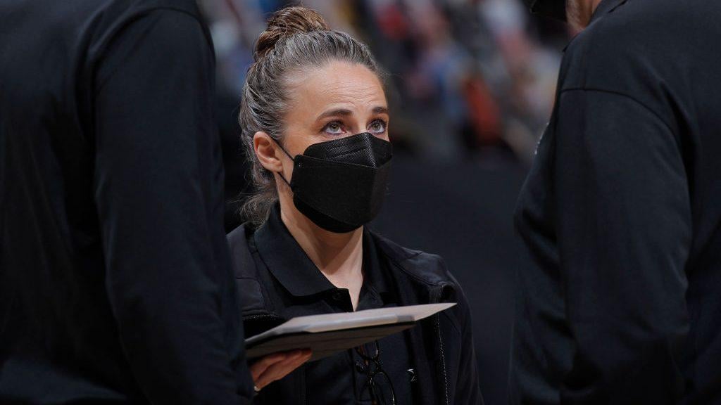 In 2021, the Blazers chose to hire Chauncey Billups over now 3x WNBA champ Becky Hammon, citing personality concerns. At the time, Billups was facing sexual assault allegations, and today he has been arrested for allegedly being involved in a poker operation with mafia ties