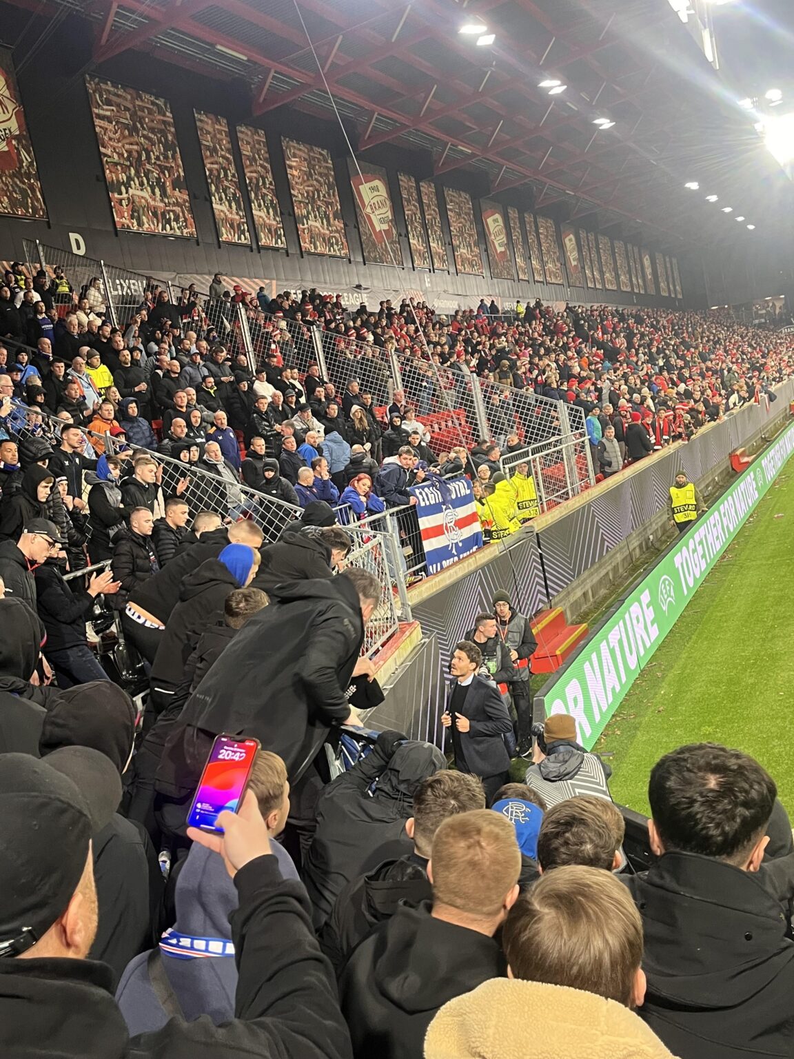 Danny Rohl addressing the fans at FT tonight