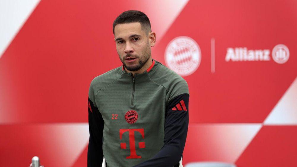 As things stand, Bayern are not planning to sell Raphaël Guerreiro in January. The club wants to continue with him until the end of the season as he will be needed due to his flexibility. Vincent Kompany is a fan of the Portuguese player. Future beyond next summer is open [@Plettigoal]