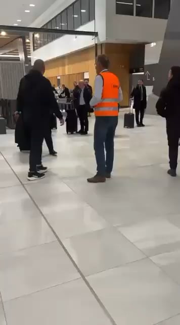 Fans confront Thelwell & Stewart in the airport