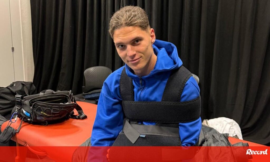 A primeira imagem de Sudakov após a lesão: «Espero uma recuperação rápida» - Benfica - Jornal Record