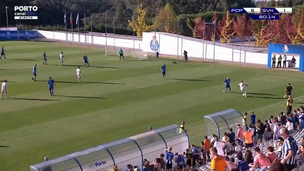 FC Porto Vintage [6]-1 Slovakia Legends - Jackson Martinez 81'