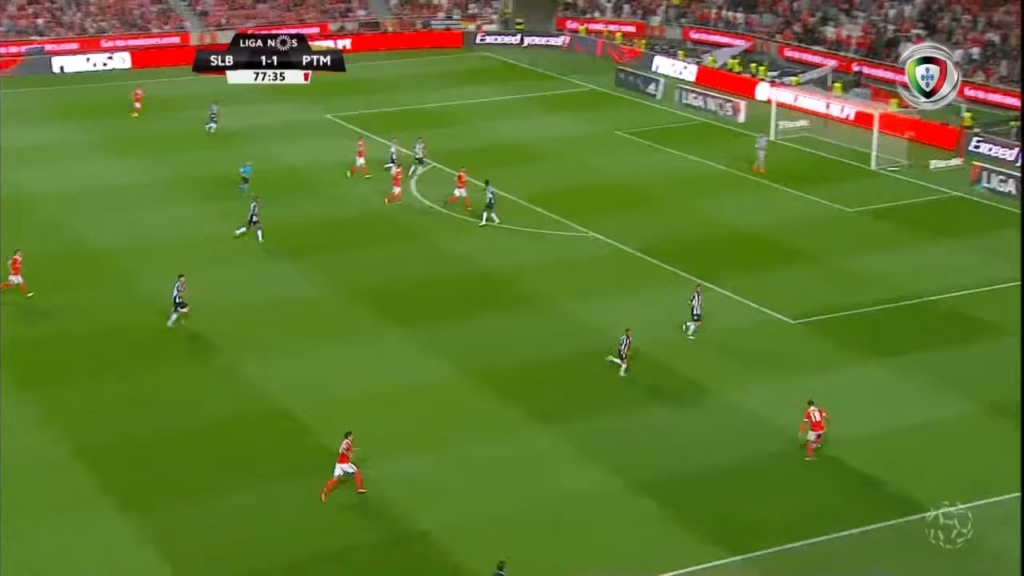 E quando o André Almeida se enganou e fez este golo?