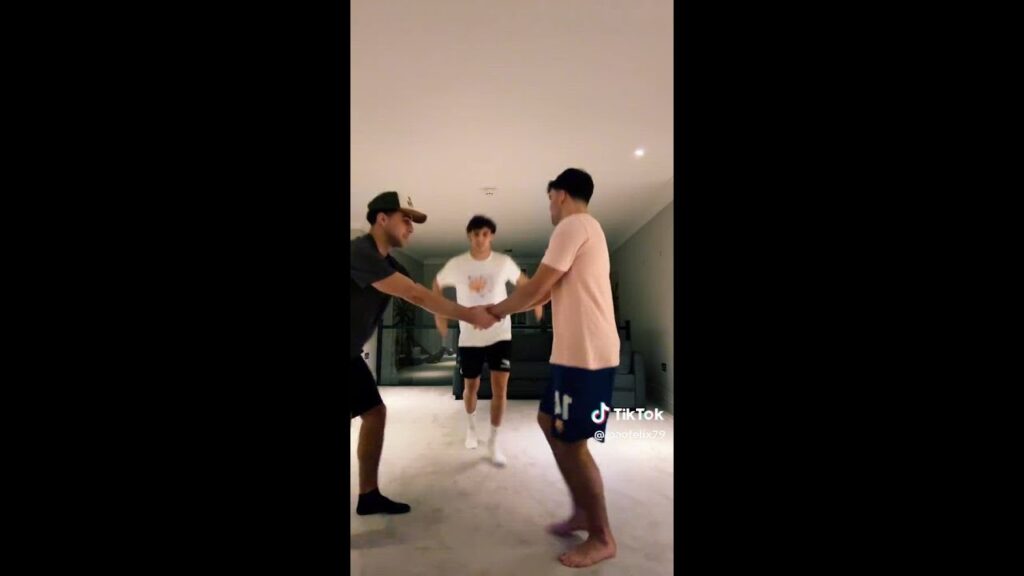 JOAO FÉLIX 'baila' tras jugar APENAS 4 MINUTOS en el ÚLTIMO PARTIDO del CHELSEA