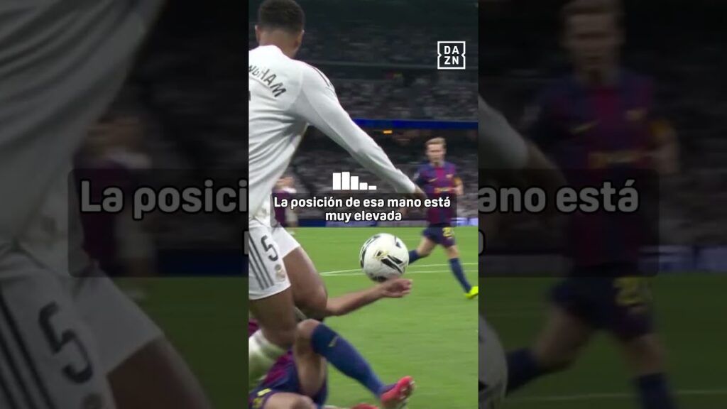 "Es mano está muy arriba y está tapando" 🔊La mano de Eric García que acabó en penalti #LALIGAenDAZN