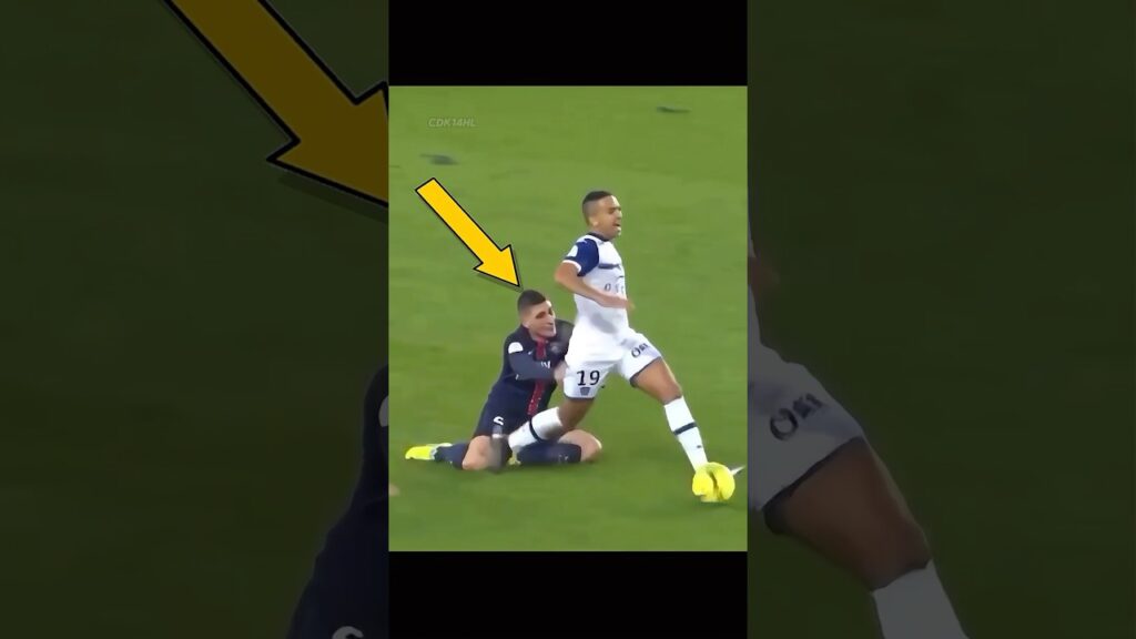 Players vs Shirts + Vertonghen 🥶