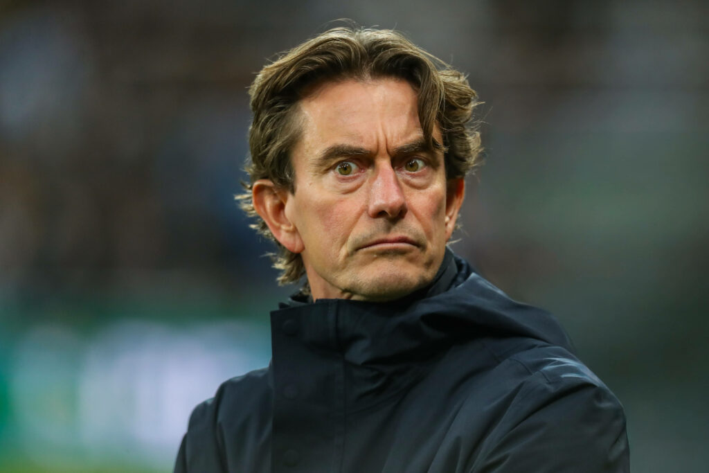 Tottenham manager Thomas Frank looking annoyed on the touchline.