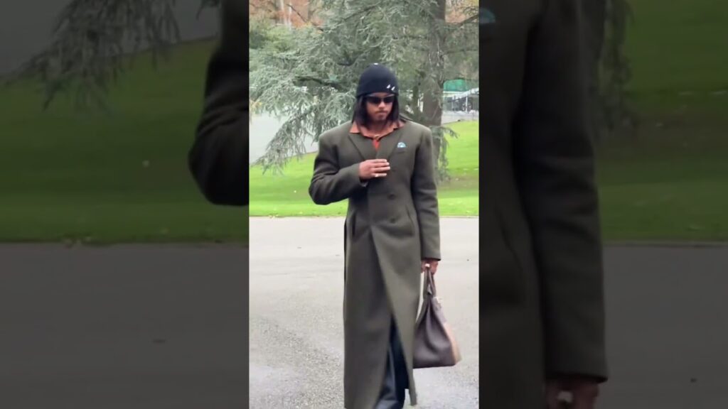 This is how Jules Koundé arrived at the French camp 😅