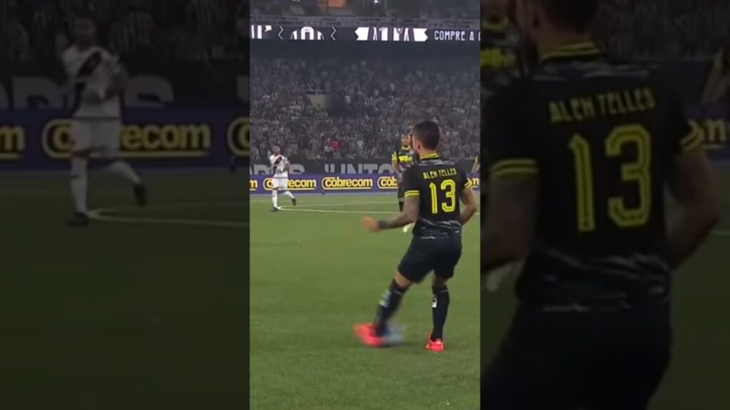 O SHOW de ALEX TELLES contra o VASCO