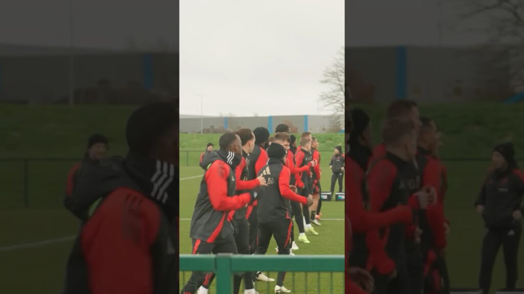 Batshuayi got his own game plan 🔁 #Batshuayi #RedDevils