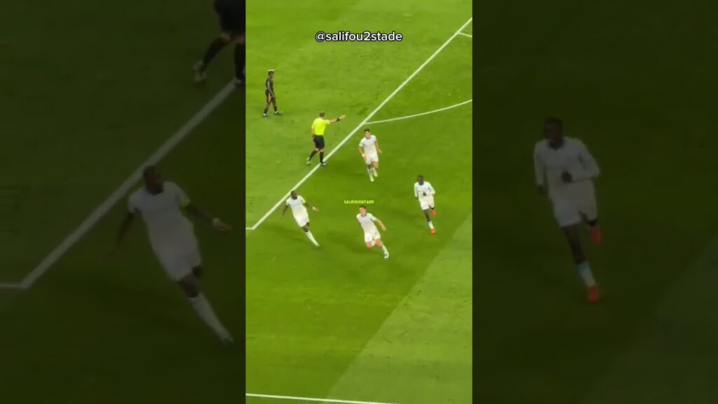 Le premier but de Pavard avec l'OM à l'Orange Vélodrome 🔥🩵 #TeamOM #OMFCL