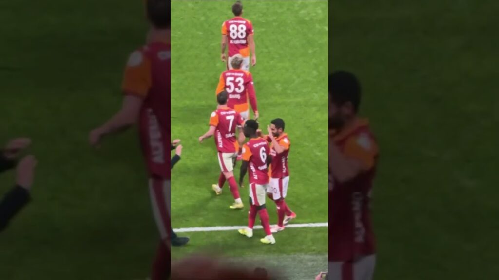 İlkay Gündoğan golü sonrası takımın sevinci 😍