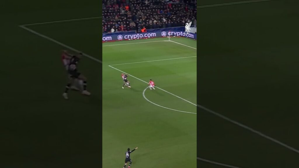 Gakpo ➡️ Chiesa ➡️ Elliott ⚽️