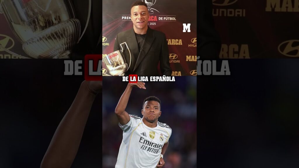 Kylian Mbappé recoge el Premio Pichichi de manos de nuestro director, @jigallardo I MARCA