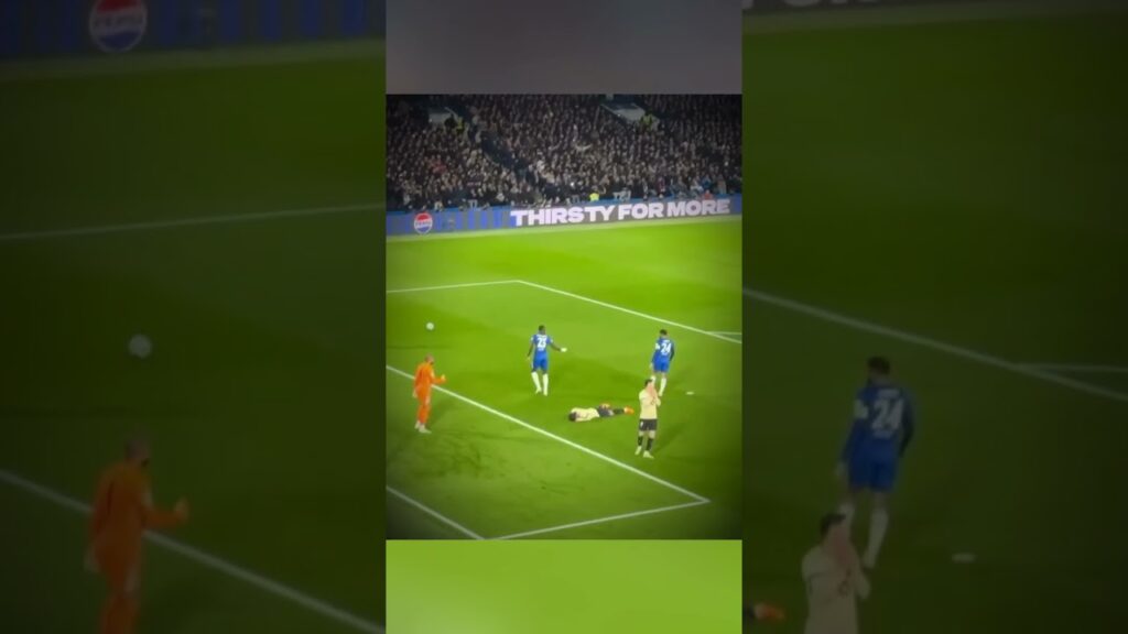 Ferran Torres' chance vs Chelsea 😕