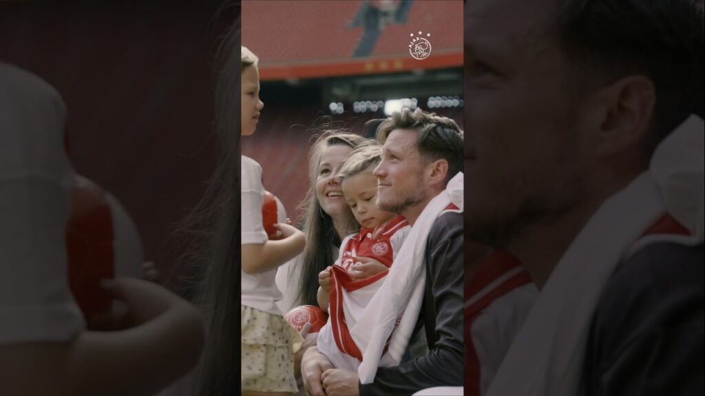Weghorst family, welcome to the Ajax family ♥️