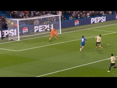 Ferran Torres missed the goal vs Chelsea