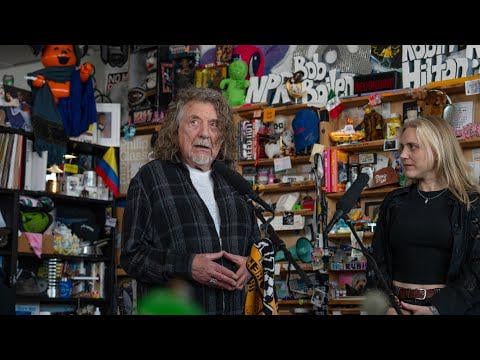 Wolves scarf sighting at Robert Plant's Tiny Desk concert