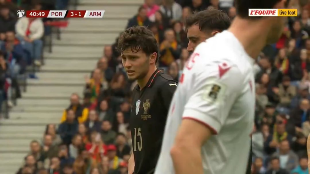 Here's joao's freekick if you haven't seen it and if you have watch again 😋