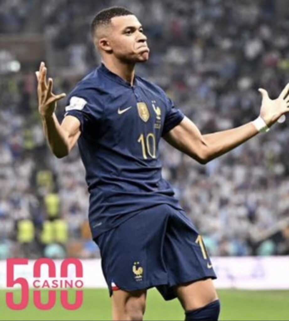 Mbappe is reportedly suing psg again for breaches of contract. Demanding 260m euros. -LE EQUIPE