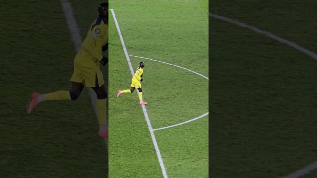 RANDAL KOLO MUANI CELEBRATES: PSG 4-3 Tottenham