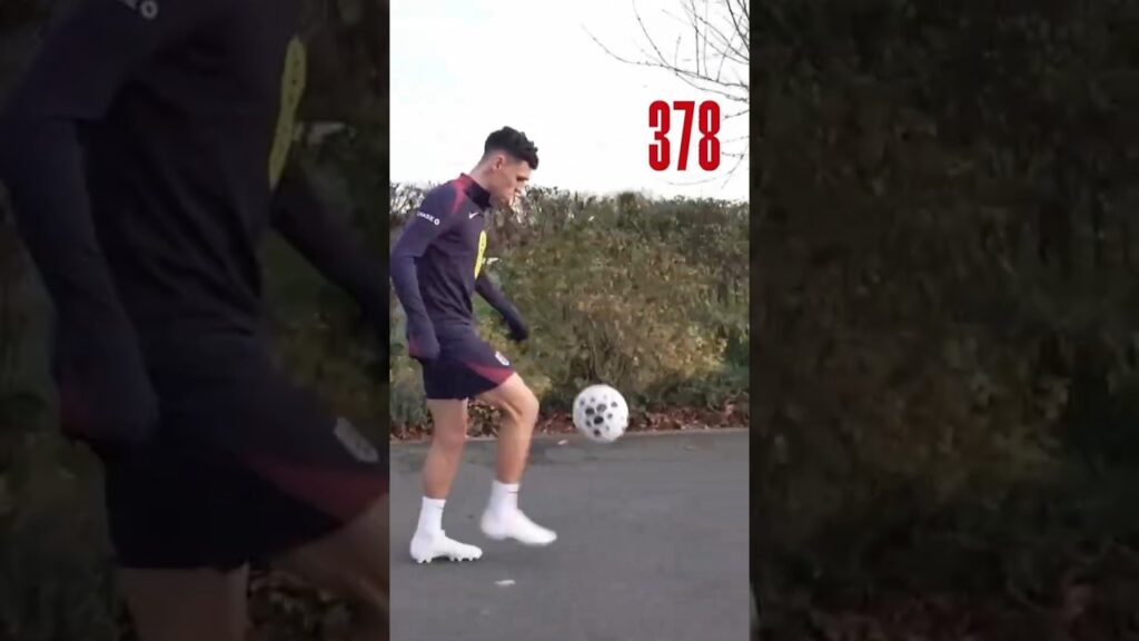 This is RIDICULOUS from Phil Foden 🤯 (via england/IG)