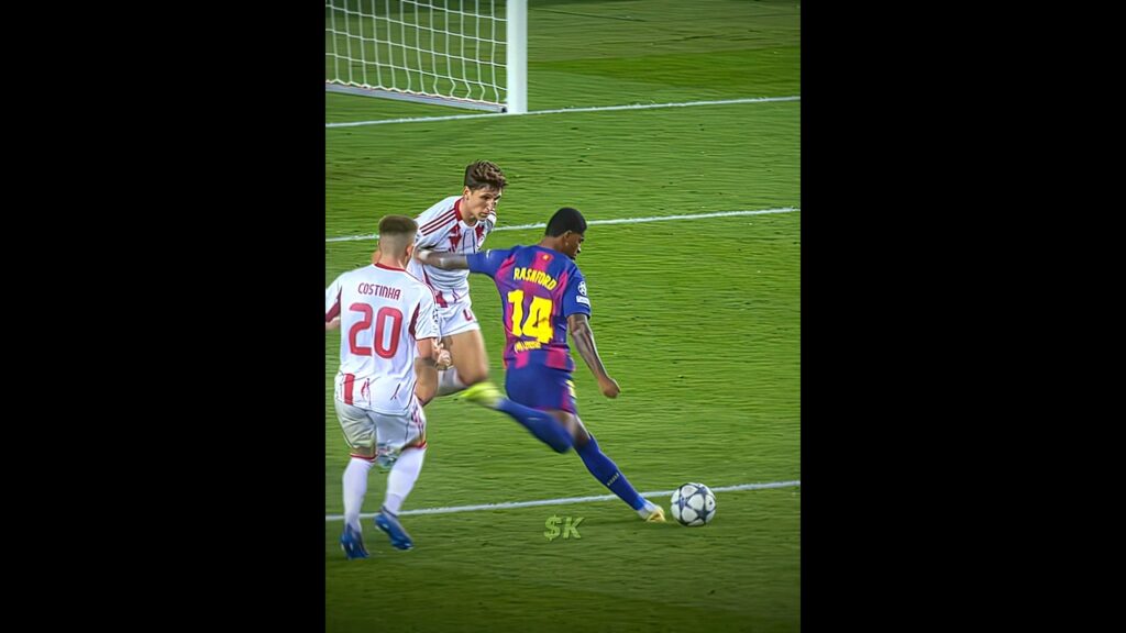 Marcus Rashford goal 🤩 | #marcusrashford #barcelona #ucl #championsleague #footballshorts #fyp