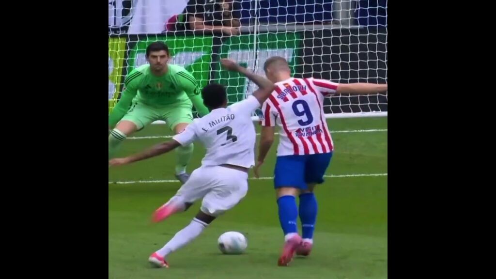 Art of defense by Eder Militao ins Madrid Derby