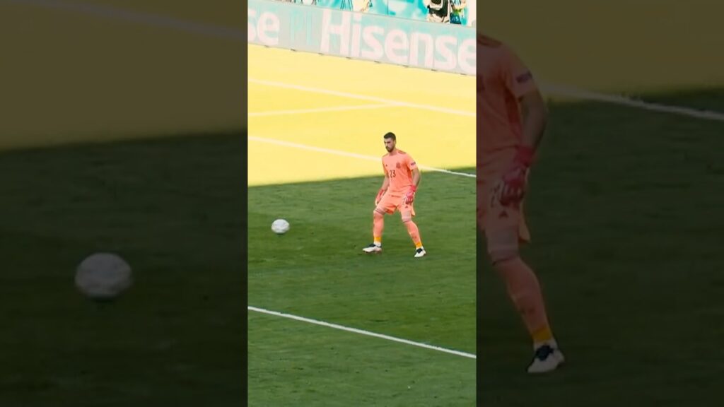 Unai Simón’s Funny Mistake vs Croatia 😂 | EURO 2020