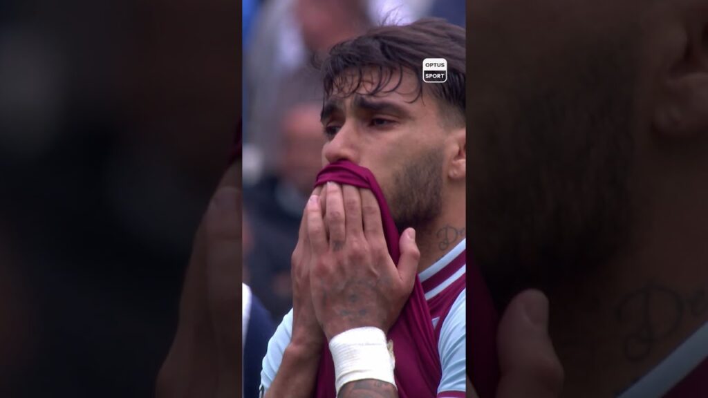 Lucas Paqueta was brought to tears after receiving a yellow card against Spurs 🟨