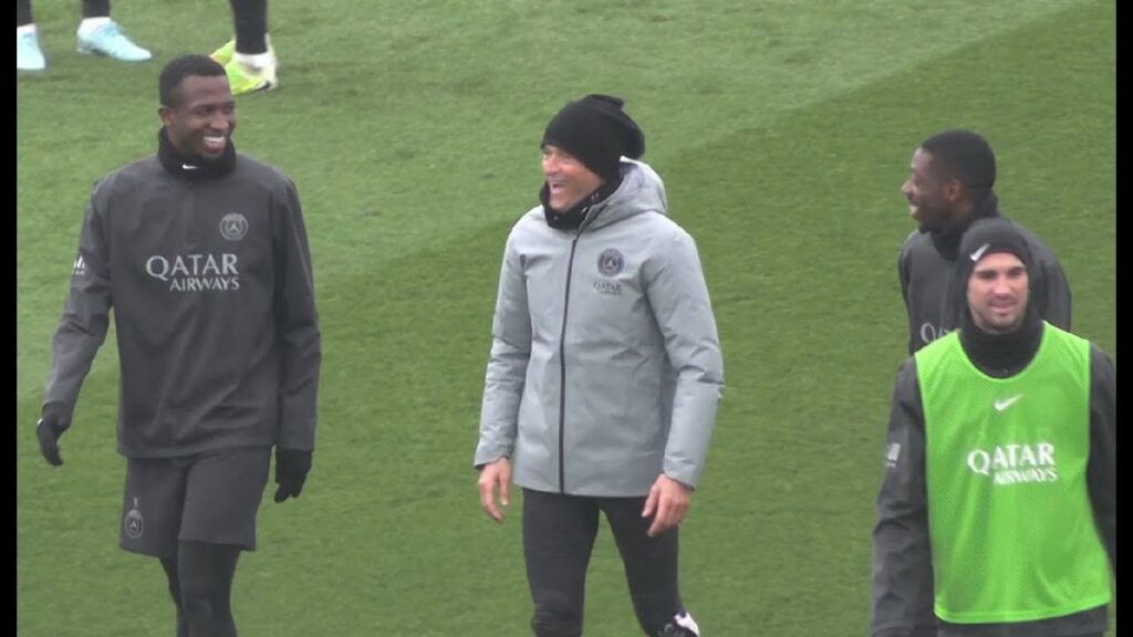 Luis Enrique, Dembele are life and soul of PSG training - The joke that never ends!! | WeShow Sports