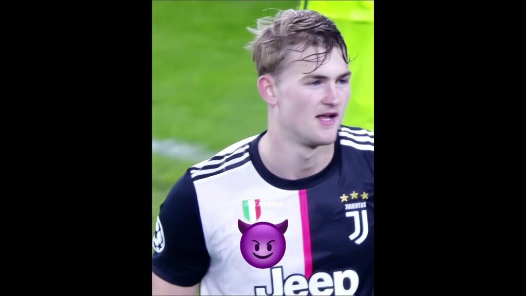 Prime De Ligt Tackle😳