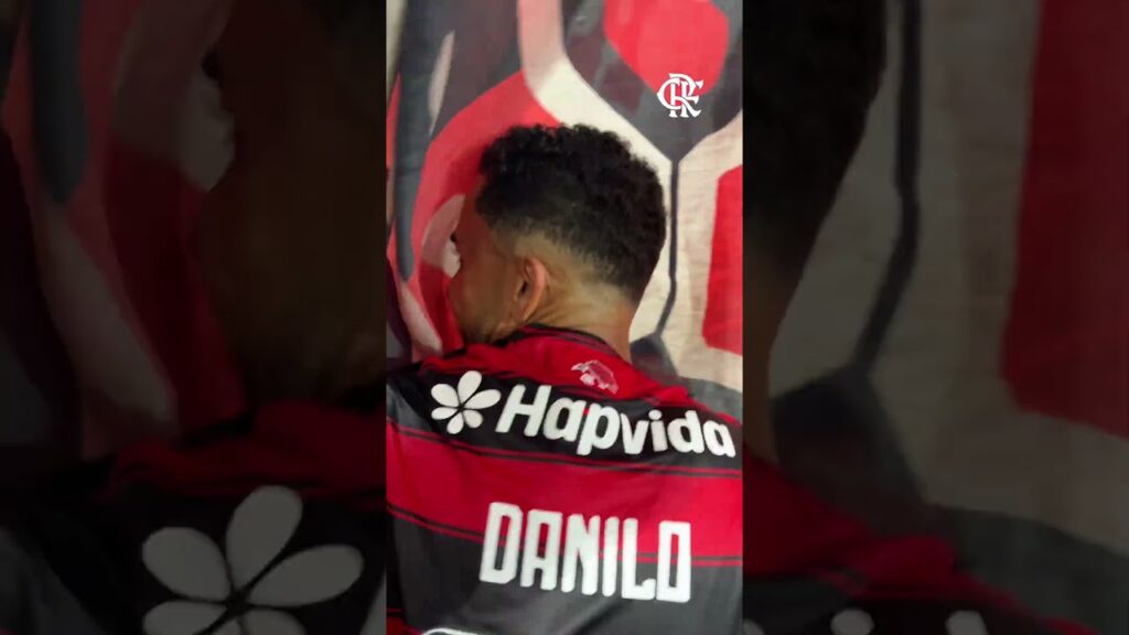 DANILO COMEMORANDO MAIS UM TÍTULO COM O FLAMENGO! CAMPEÃO DO BRASILEIRÃO 2025 🏆🤩 #campeão #flamengo
