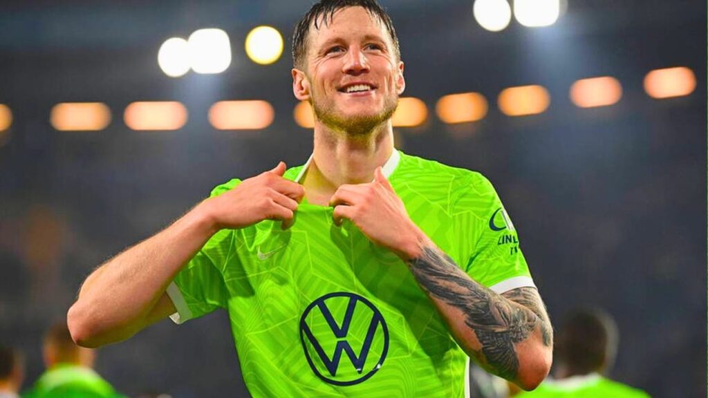 Wout Weghorst is an Elite Striker with a Deadly Finish