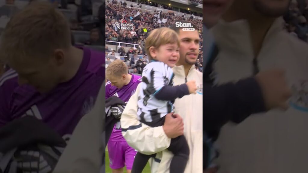 Bruno Guimarães walks out with his kids at St James’ Park 🥹❤️ #StanSportAU #PremierLeague