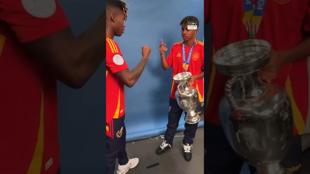Lamine Yamal 🤝 Nico Williams, Even play rock-paper-scissors for their spot with the Euro trophy