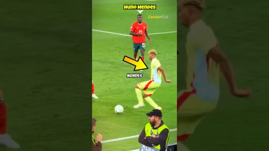 Nuno Mendes's defence tactic 😯😯