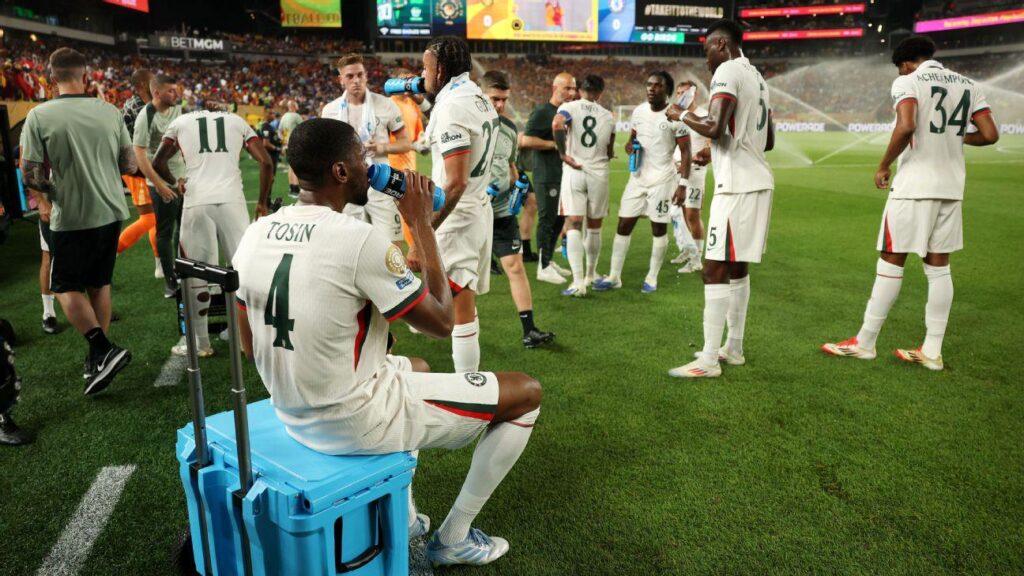 2026 World Cup to feature 'hydration break' in every half