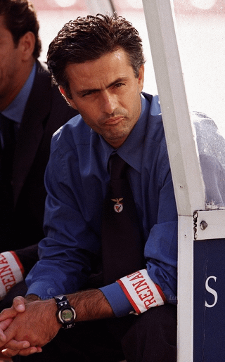A longevidade do Special One: Mourinho é um dos únicos 3 treinadores a ter comandado o Benfica no antigo e no novo Estádio da Luz.