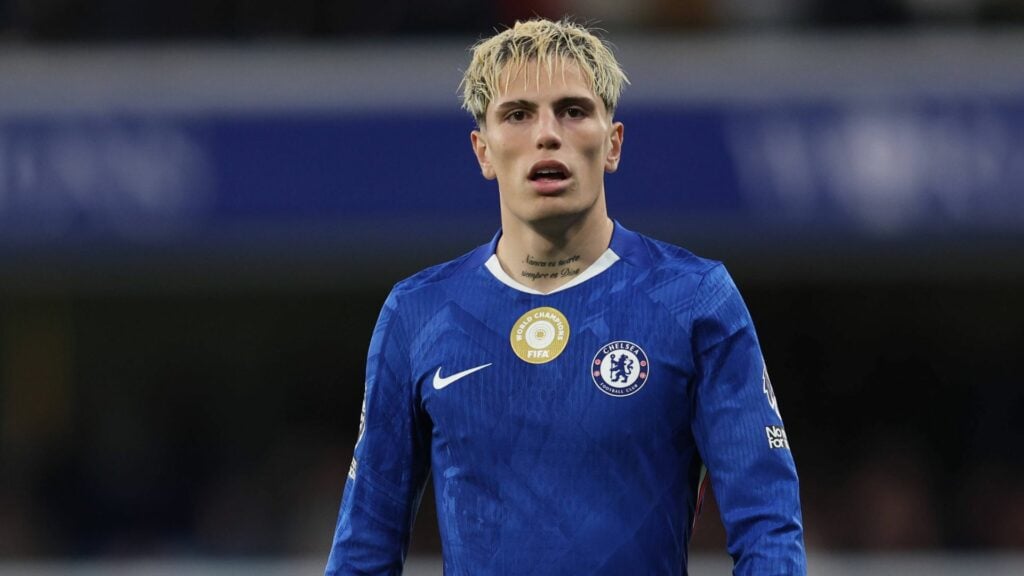 Alejandro Garnacho playing for Chelsea