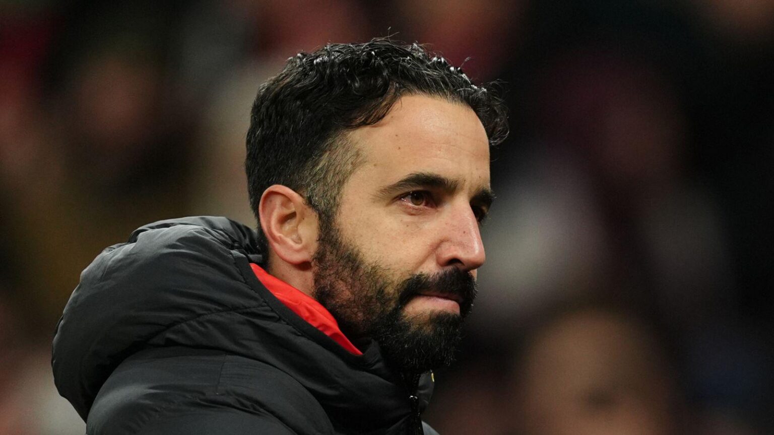 Man Utd boss Ruben Amorim says media pressure meant team couldn't change formation as Bruno Fernandes remains on sidelines