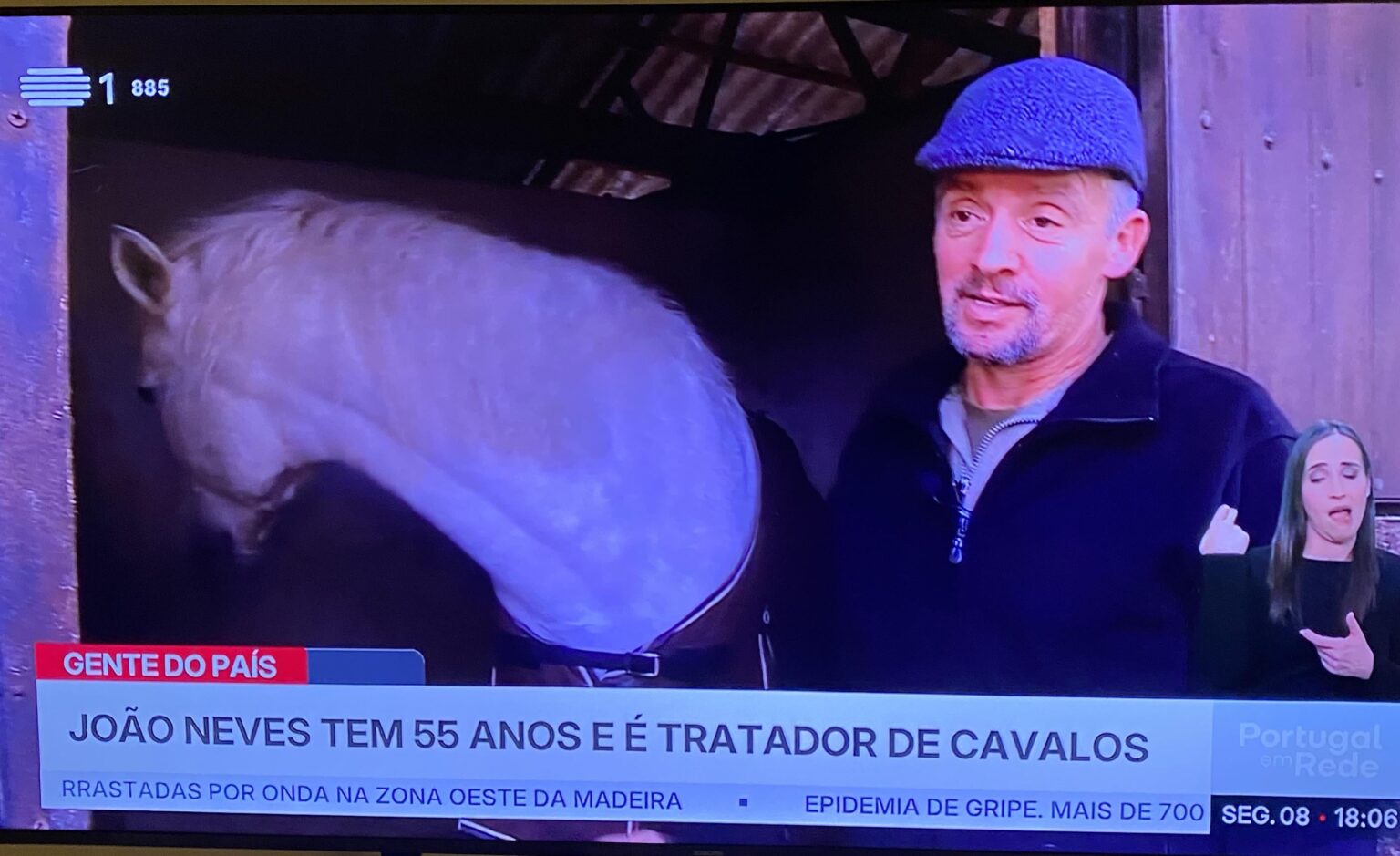 Adeptos: “Queremos o João Neves” RC: “Temos Joao Neves em casa. “ *Joao Neves em Casa*: