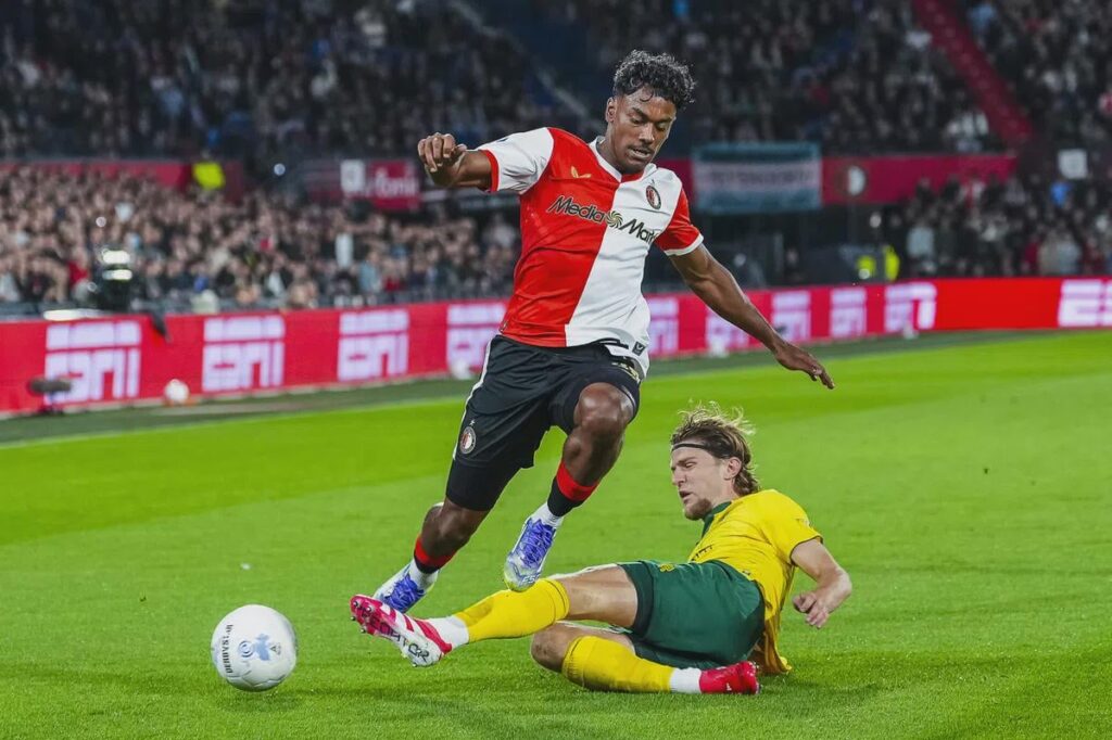 Go Ahead lijkt strijd om Feyenoord-aanvaller Slory te winnen van Sparta