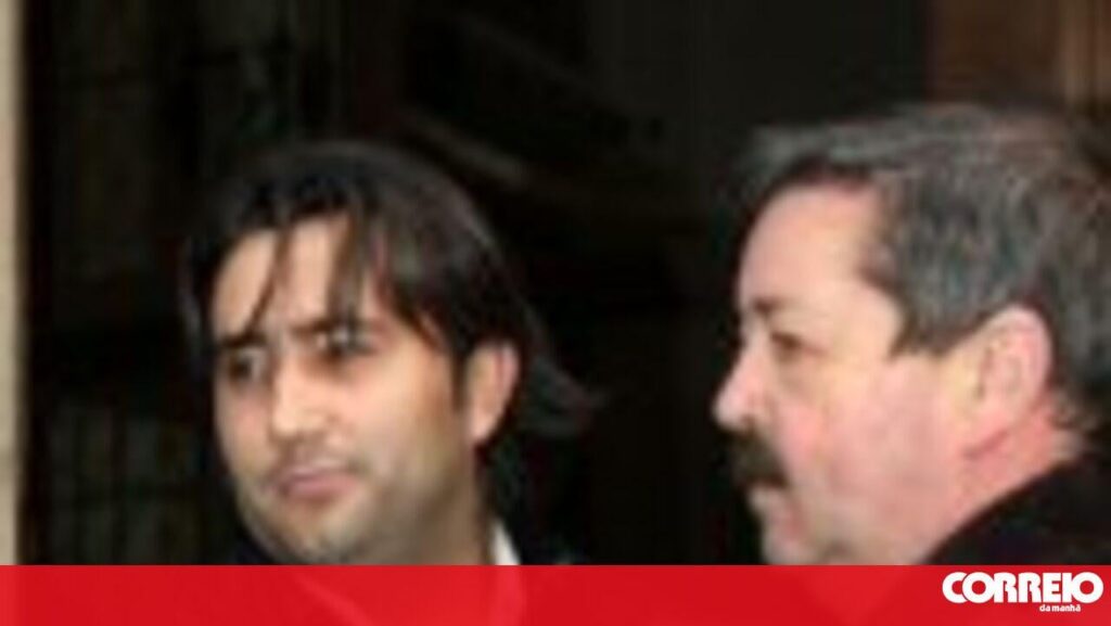 https://sicnoticias.pt/programas/investigacao-sic/2025-12-17-video-advogado-do-porto-suspeito-de-desviar-10-milhoes-de-euros-em-esquema-com-empresas-de-fachada-43552dd7