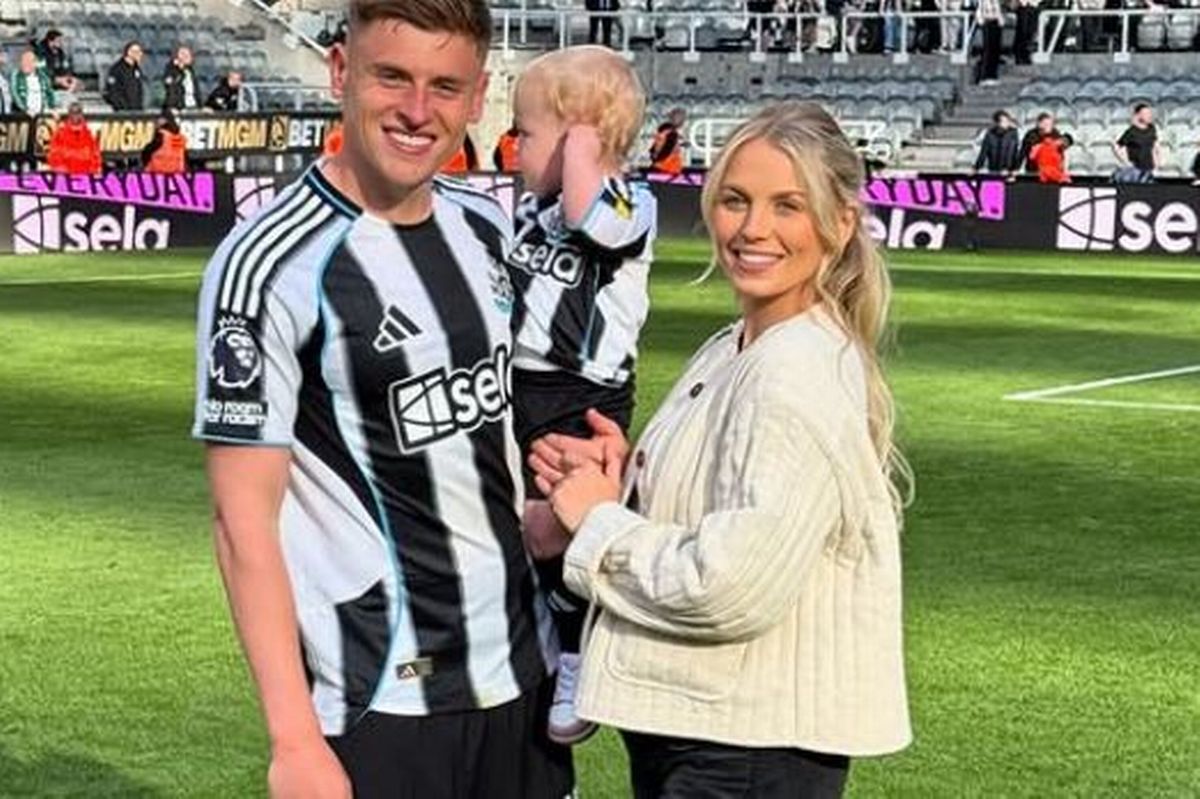 Newcastle star Harvey Barnes and girlfriend Naomi Dann