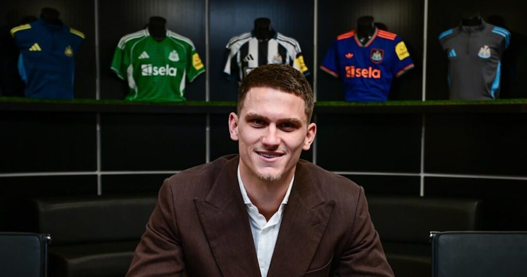 Sven Botman signs new long term contract