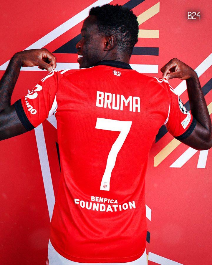 Bruma é o novo camisola 7 do Benfica. O número 27 fica disponível para o Rafa.
