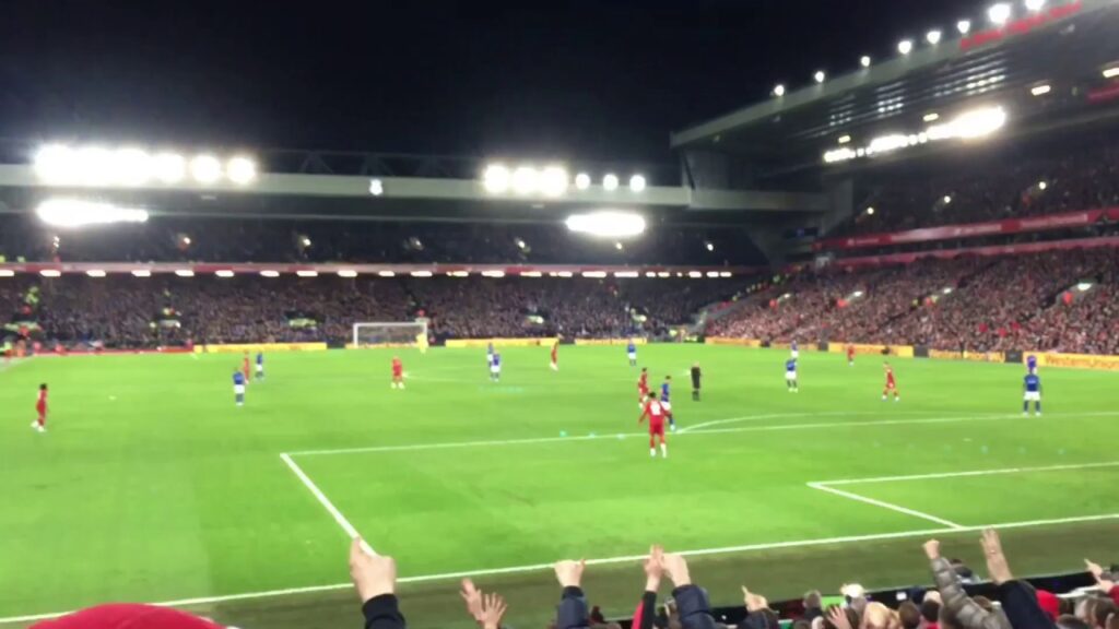 LIVERPOOL FANS MOCK JORDAN PICKFORD | HE’S ONLY GOT LITTLE ARMS !