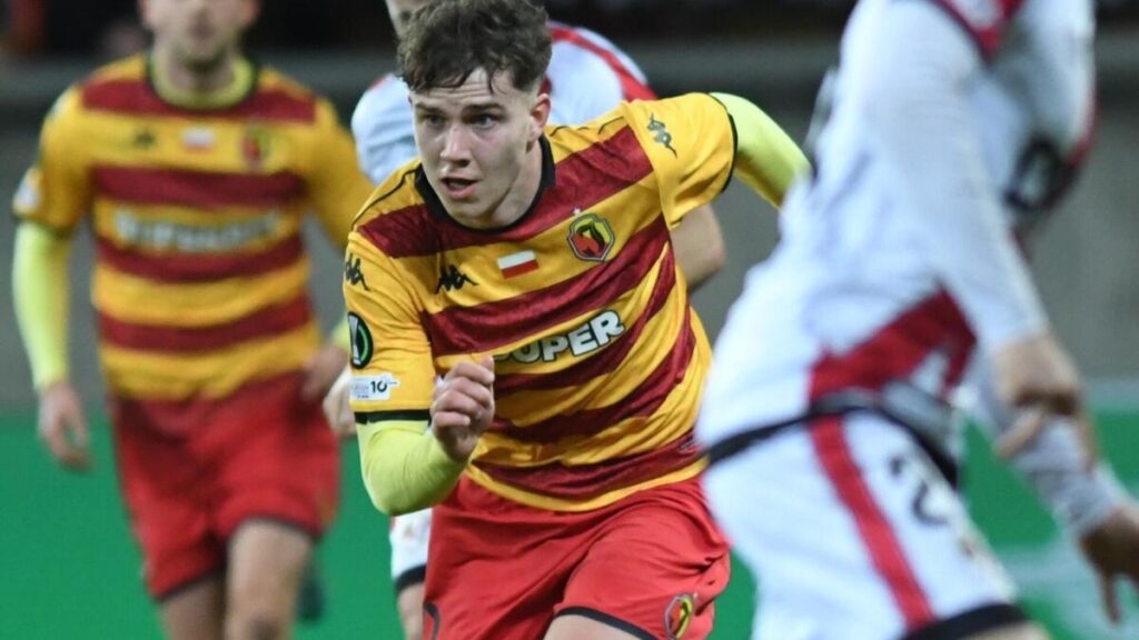 FC Porto alcança princípio de acordo por Oskar Pietuszewski